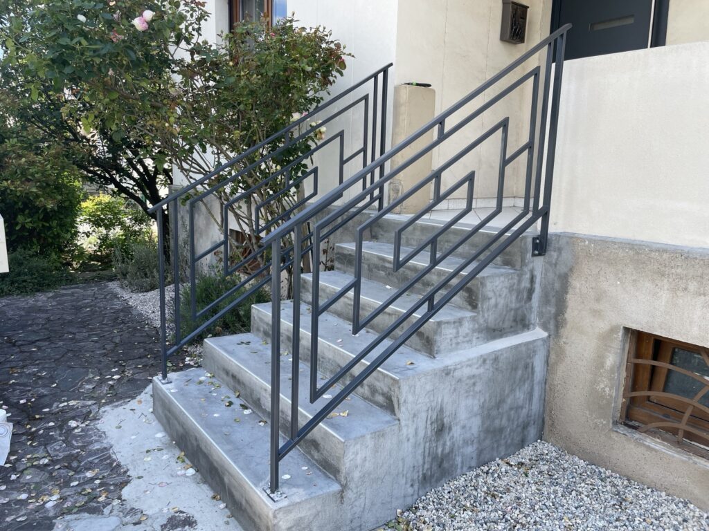Rampes extérieures à rectangles imbriqués